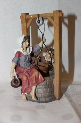 Krippenfigur brunnen magd - "brunnen, magd"