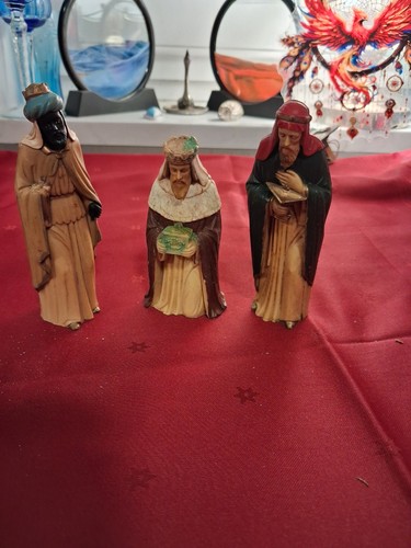 Krippenfiguren aus