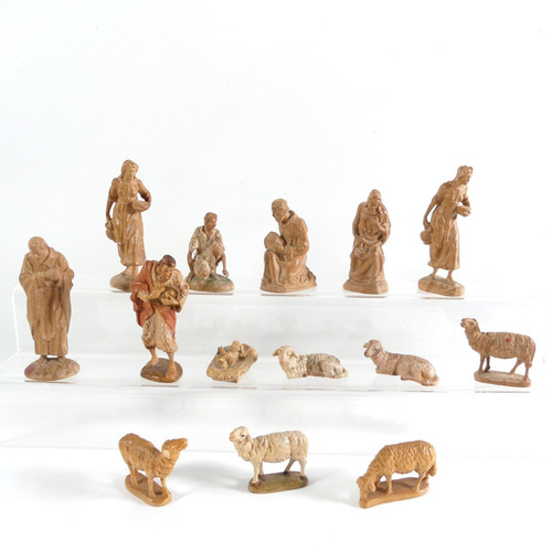 Alte kleine krippenfiguren - 14,